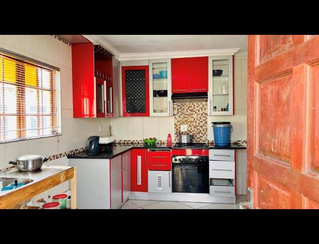 3 BEDROOM HOUSE FOR SALE IN SOSHANGUVE T